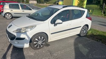 Peugeot 207sw - na nahradni dily - 2