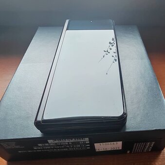 Samsung Galaxy Z Fold3 5G F926B 12GB/512GB - 2