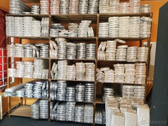 Regál železný 320x250x50 - 2