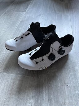 Silniční tretry Fizik Carbon Vento - 2