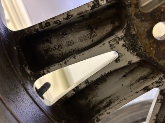 Sada letních kol SUBARU FORESTER 5x100 - 2