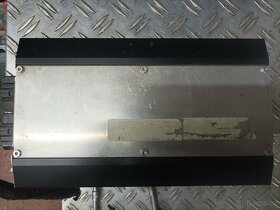 Vw Multivan zesilovač - 2