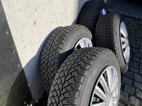 Zimni pneu s disky 185/65 r15 - 2