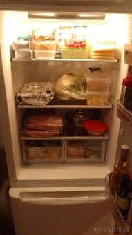 Lednice s mrazničkou Indesit - 2