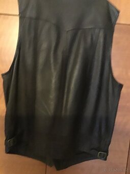 Kožená vesta - 2