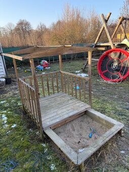 Dětské hřiště + piskoviste zdarma - 2