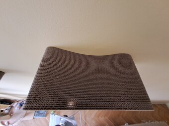 Škrabadlo pro kočku na stěnu - 2