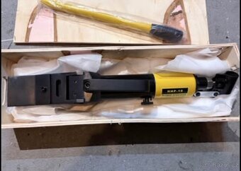 Hydraulický klínový rozpínák přírub HHP-10 - 2
