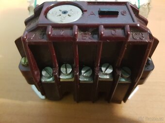 jistící nadproudové relé R100 1,8-2,8A - 2