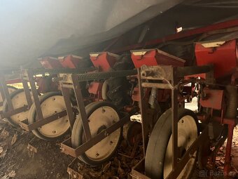 Prodám secí stroj na řepu - 2