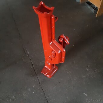 Hřebenový zvedak 5t - 2