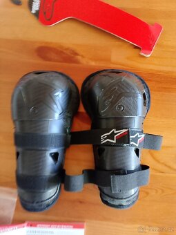 Alpinestars chrániče kolen - 2