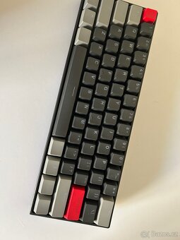 Mechanická klávesnice yenkee atom 3600US (černá) - 2