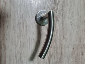 Koule na dveře + klika na dveře - 2