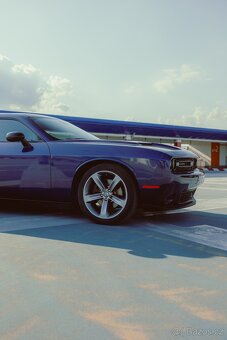 Dodge Challenger: pronájem bez limitu kilometrů - 2