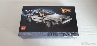 Nové LEGO ICONS 10300 Stroj času z Návratu do budoucnosti - 2