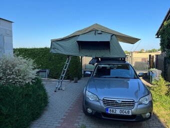 Střešní autostan Thule - 2