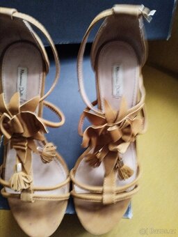 Sandále Massimo Dutti béžové 40 na vysokém podpatku - 2
