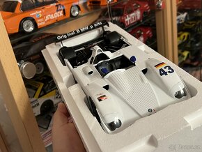 BMW V12 LMR 1:18 KYOSHO - 2