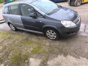 Opel zafira Veškeré náhradní díly nebo celek.Levně - 2