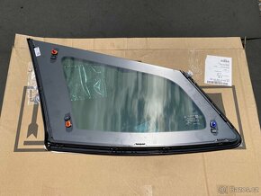 Prave zadni bocni sklo Opel Insignia B - 2