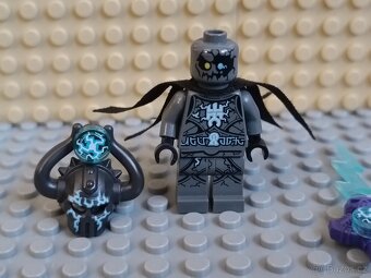 Minifigurka Lego Lord Krakenskull - originál lego - 2
