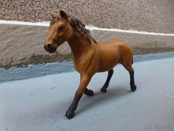 Prodám schleich westernovou jezdkyni s koněm - 2