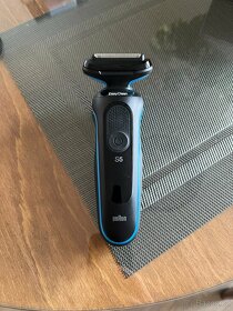 Holicí strojek Braun S5 EasyClean - 2