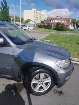 BMW X5 rok výroby 2012 3.0d 180kw - 2