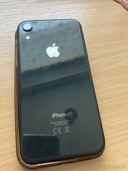 Apple iPhone XR - 2