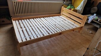Masivní postel 120cm + matrace+ chránič matrace - 2