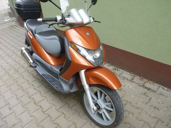 Piagio Beverly 200 - 2