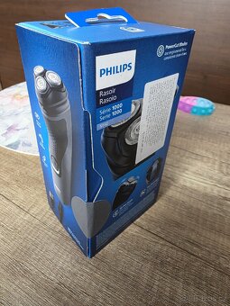 Holci strojek PHILIPS - novy - 2
