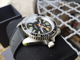Momentum Sea Quartz 30 - 2