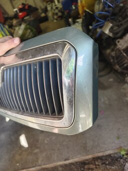 Přední maska Octavia 1 facelift - 2