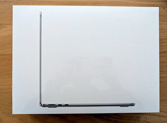MacBook Air M4 - ZÁRUKA 24 měsíců, Office v ceně - NOVÝ - 2