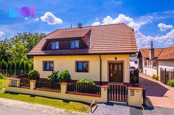 Prodej dvougeneračního rodinného domu, 442 m², pozemek 2 875 - 2