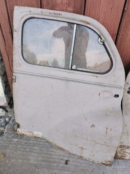 Dveře Renault 4cv - 2