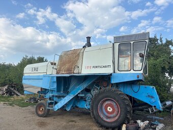 Kombajn E-512 - 2