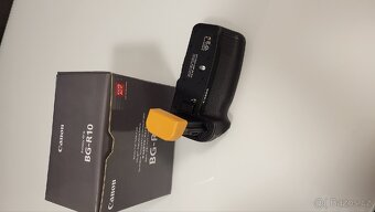 Prodám bateriový grip Canon BG-R10 - 2