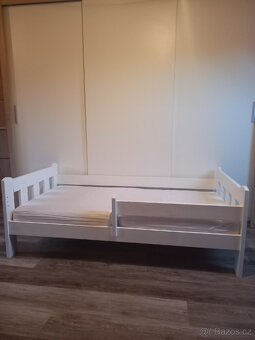 Dětská dřevěná bílá postel 160x80cm, masiv - 2
