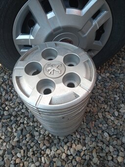 PRODÁM POUŽITÉ STŘEDOVÉ POKLIČKY PEUGEOT BOXER 5X118 R15 - 2