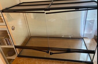 KOMPLETNÍ TERÁRIUM 90 × 45 × 60  PRO PLAZY – VŠE V CENĚ - 2
