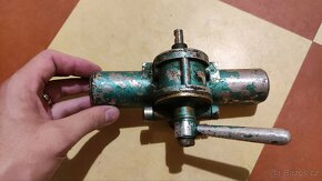 Pneumatický stěračový pohon motorek - 2