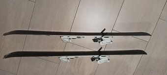 Sjezdové lyže 120 Völkl Chica s vázáním - 2