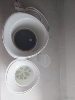 Ohřívač a sterilizátor lahví Lovi - 2