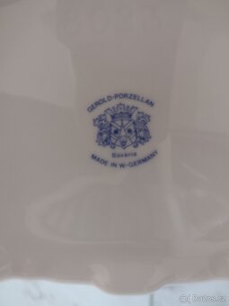 STAROŽITNÁ DÓZA NA MOUKU - 2