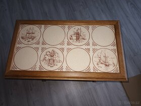 Stolek na kolečkách - 2