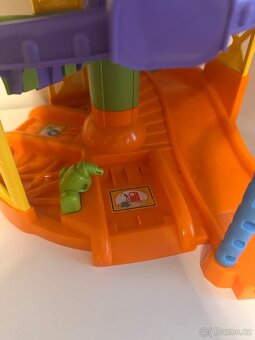 Tut tut parkovací dum - 2