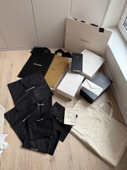 YSL krabice a tašky - 2